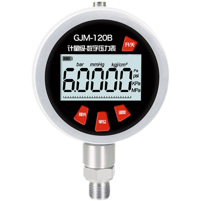 第一点是路:广场大到让人心慌从香港的窄街小巷过来