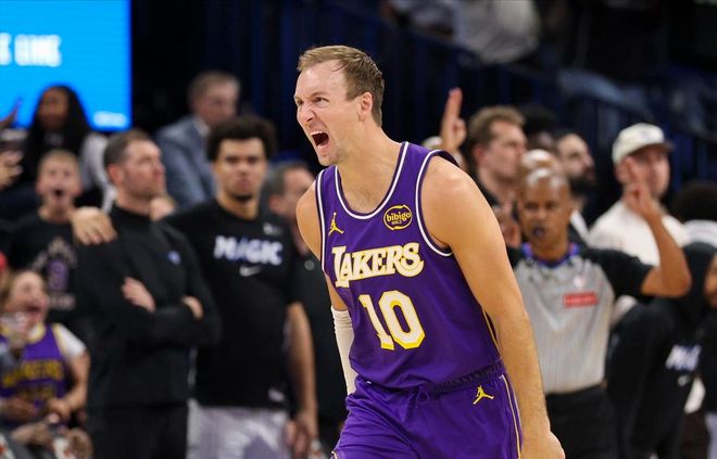 湖人绝杀魔术 肯纳德三分绝杀逆转胜局