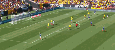 杜埃首秀梅开二度助法国3-1胜哥伦比亚