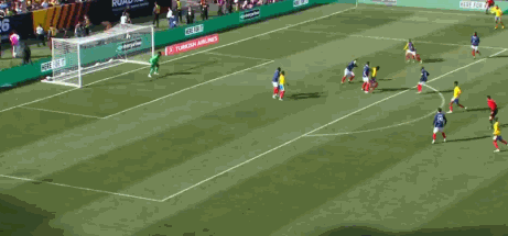 杜埃首秀梅开二度助法国3-1胜哥伦比亚