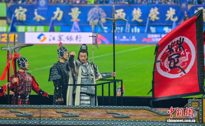 宿迁队首战告捷 何润东助阵引爆主场热情