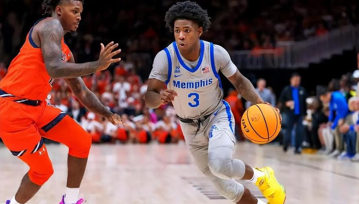 戴维斯转会波多黎各引争议，首钢紧急补强外援